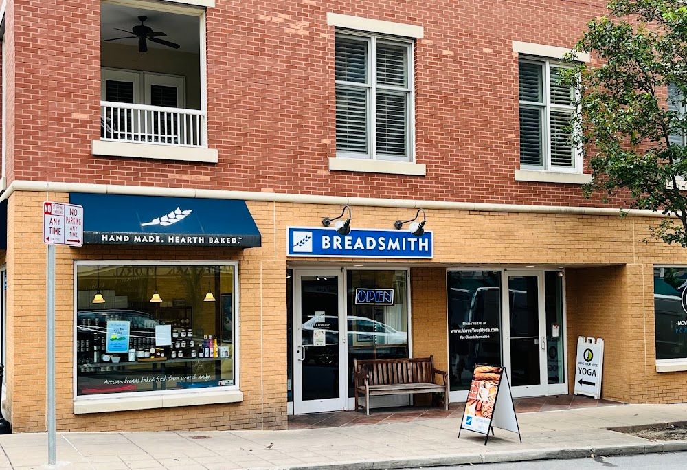 Breadsmith of Hyde Park storefront