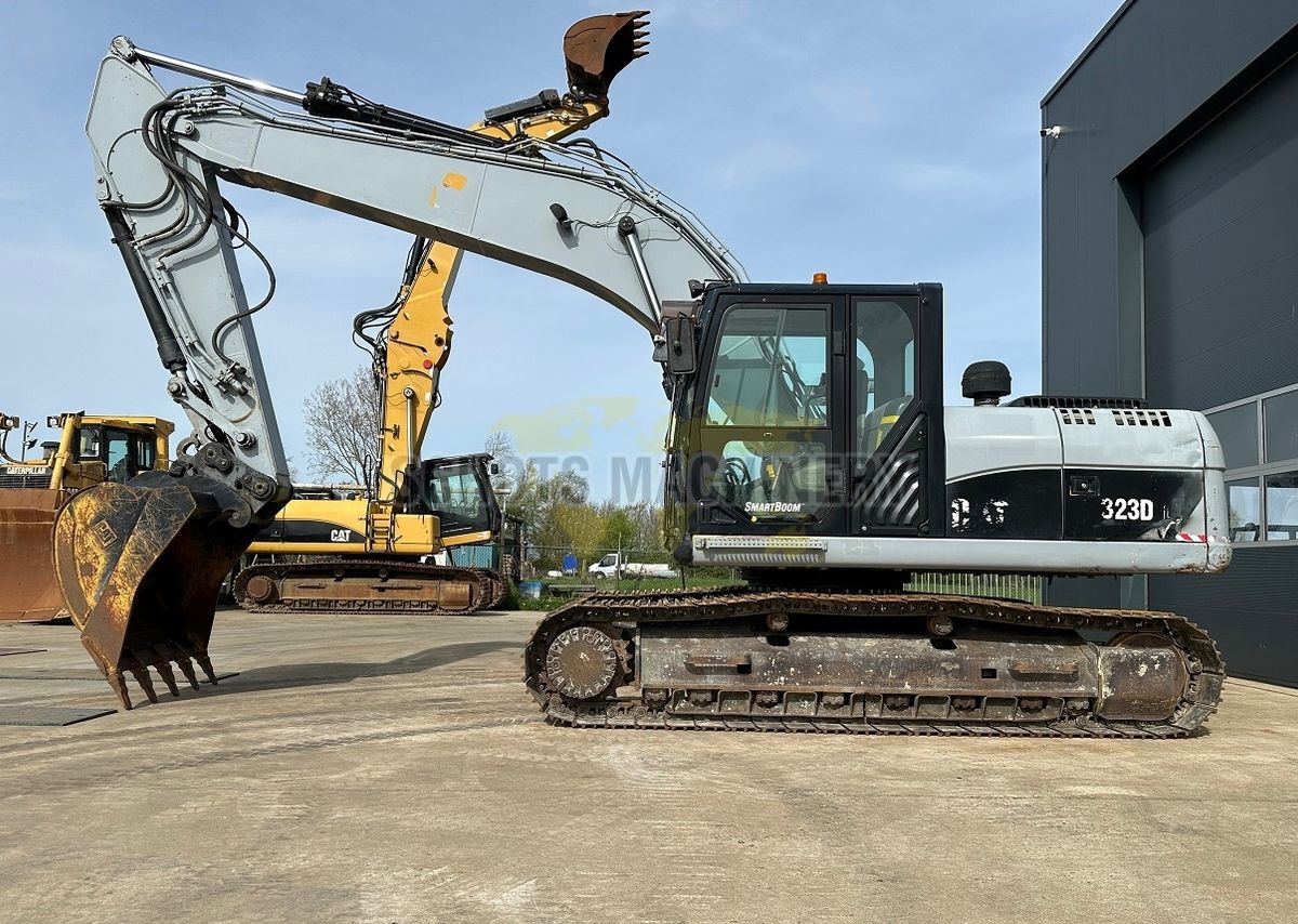Caterpillar 323D L