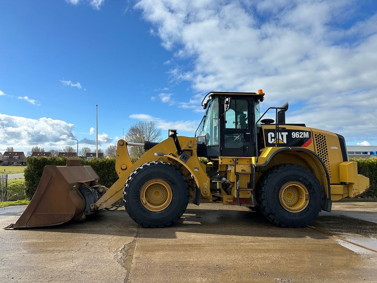 Caterpillar 962M