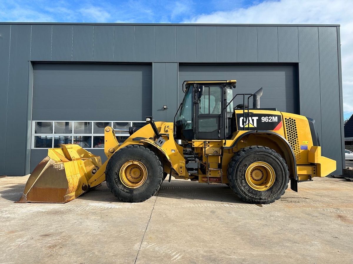 Caterpillar 962M