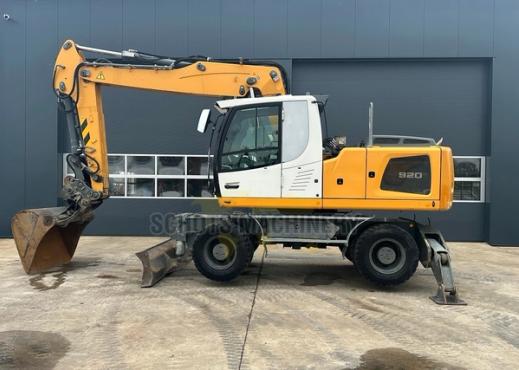 Liebherr A920
