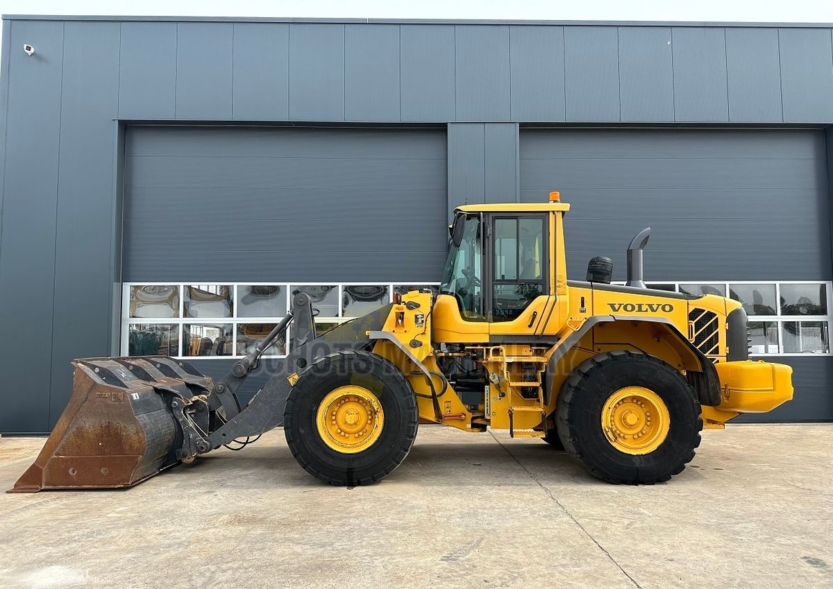 Volvo L120F