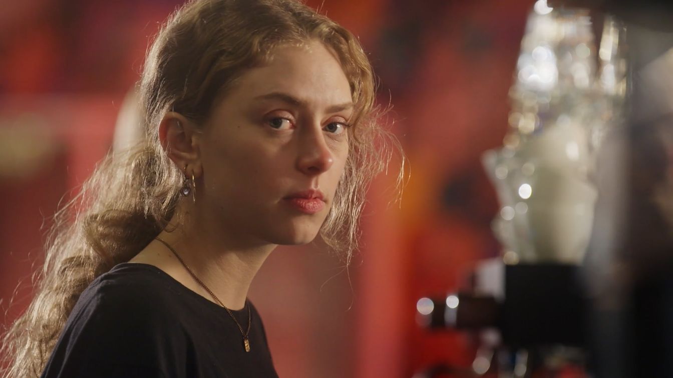 cafe worker girl looking concerned