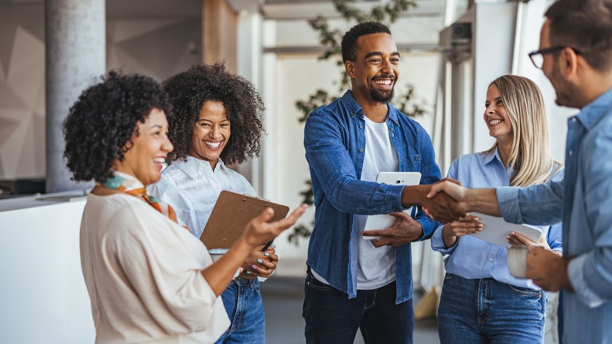 Cool Connections: How to Maximize Your Time at HVAC Trade Shows and Beyond