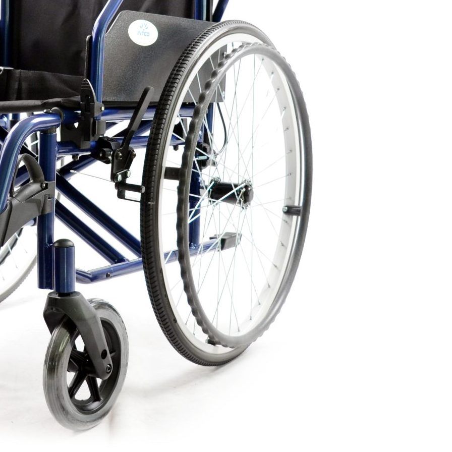 YK9063 aluminum foldable lightweight manual wheelchair flip back with slope armrests make it easier for users to get in and out of wheelchairs detail