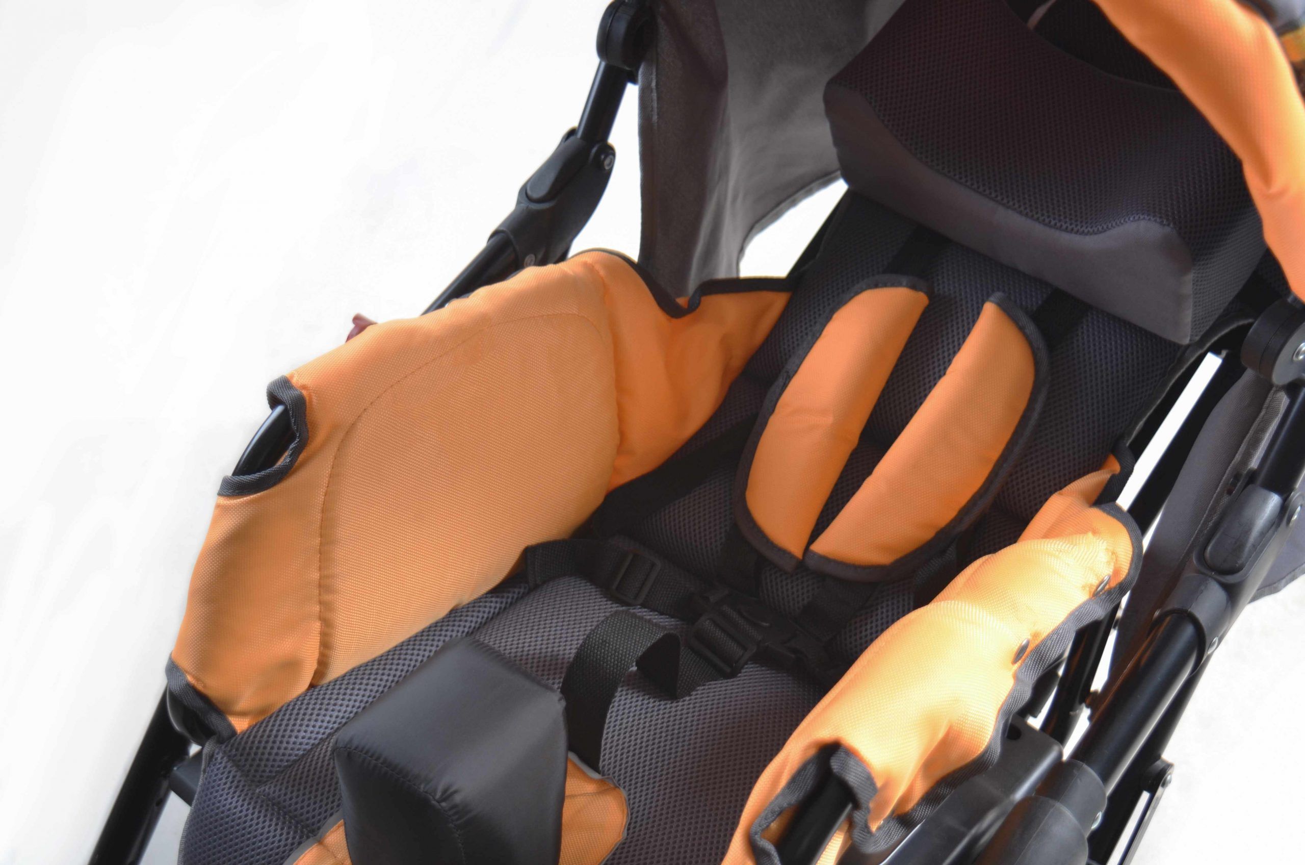 YK8001 foldable adjustable detachable parts mobility care equipment buggy yk8001 – interior padding detail