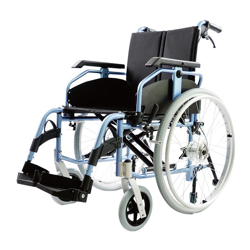 YK9072 aluminum foldable lightweight manual wheelchair height adjustable armrests can meet users’ different height needs and increase comfort detail