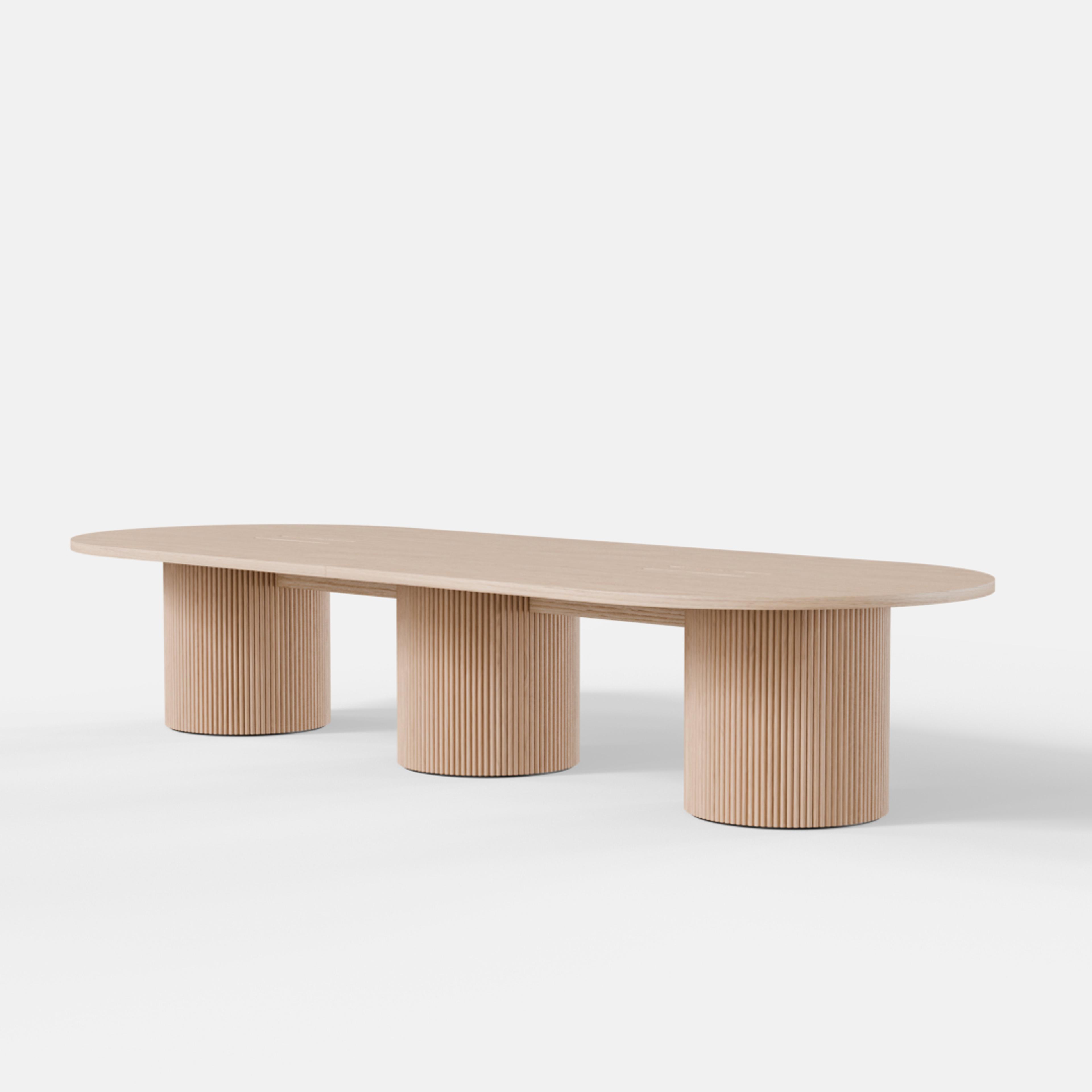 Gathering Workstation Table Round Base - Variation 16