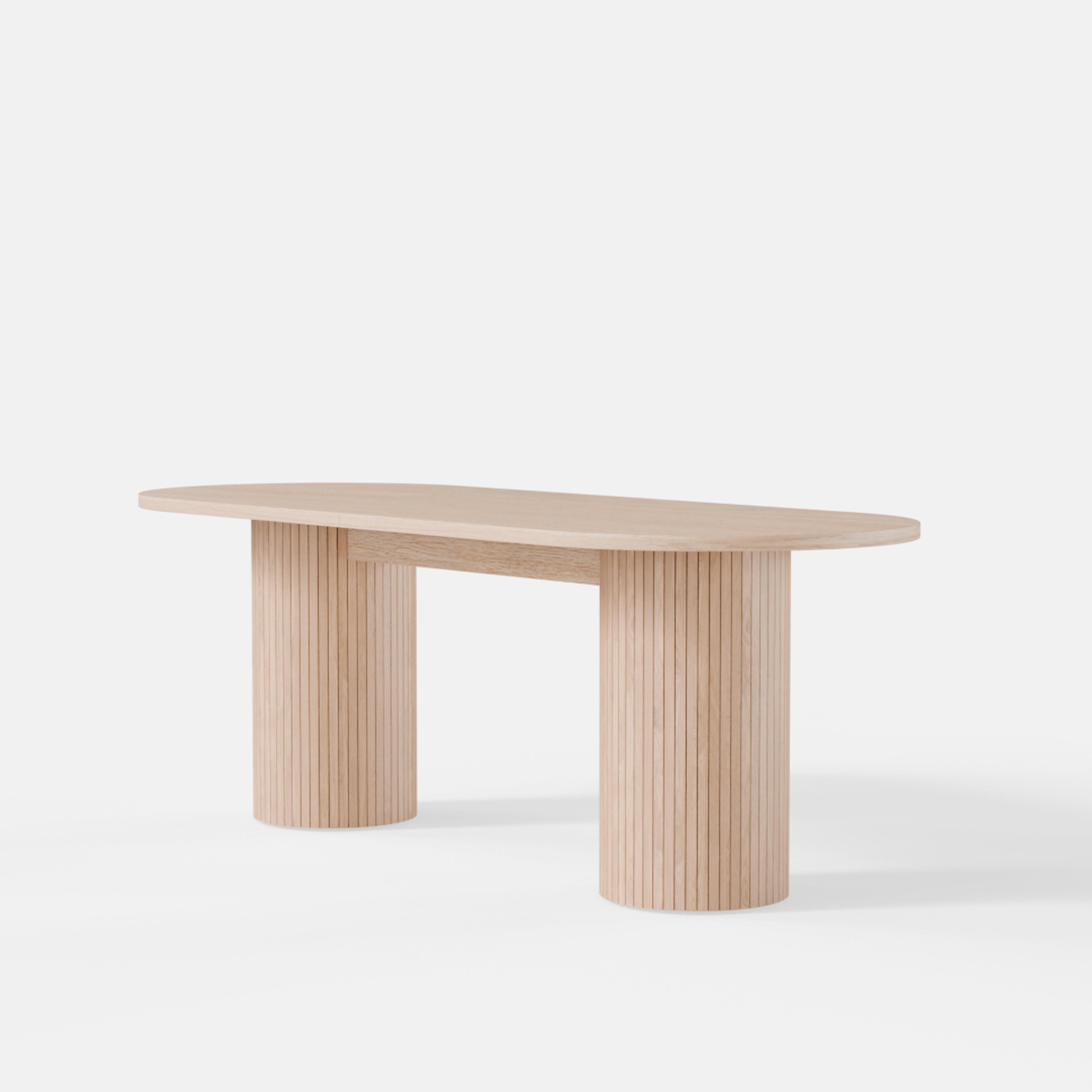 High Gathering Table Round Base - Variation 64