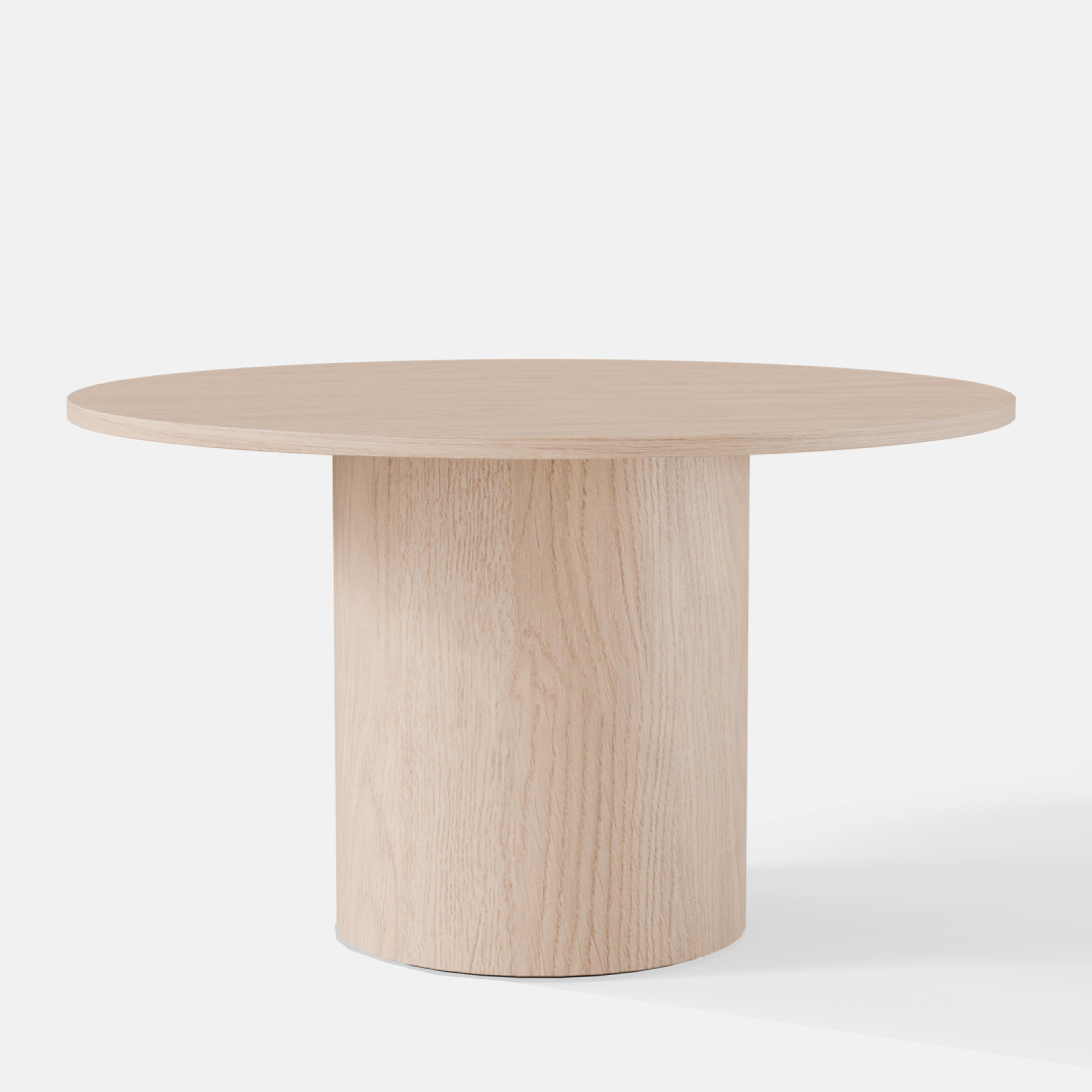 High Round Gathering Table - Variation 112