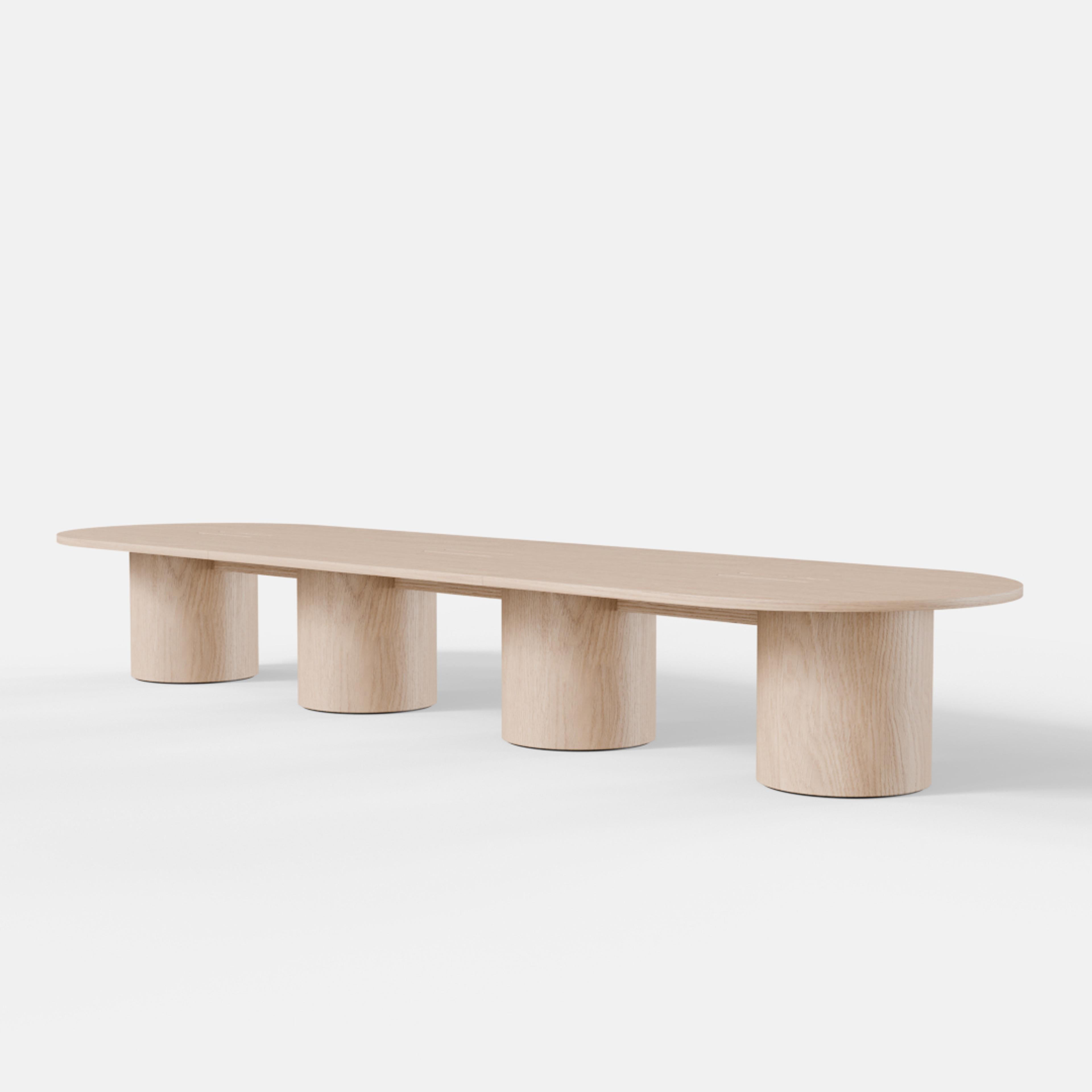 Gathering Workstation Table Round Base - Variation 24