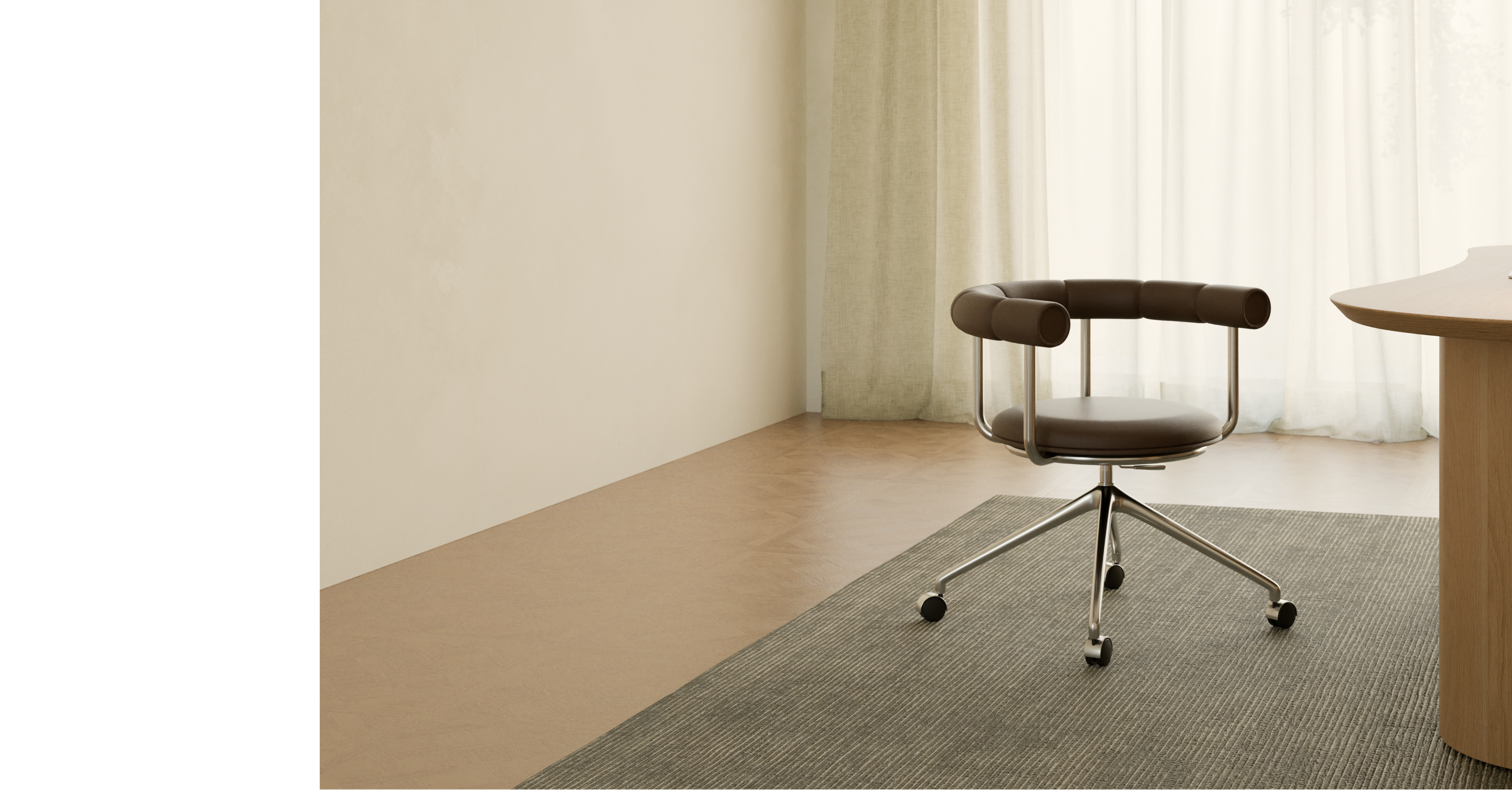 

Introducing the
Amelia Swivel Collection