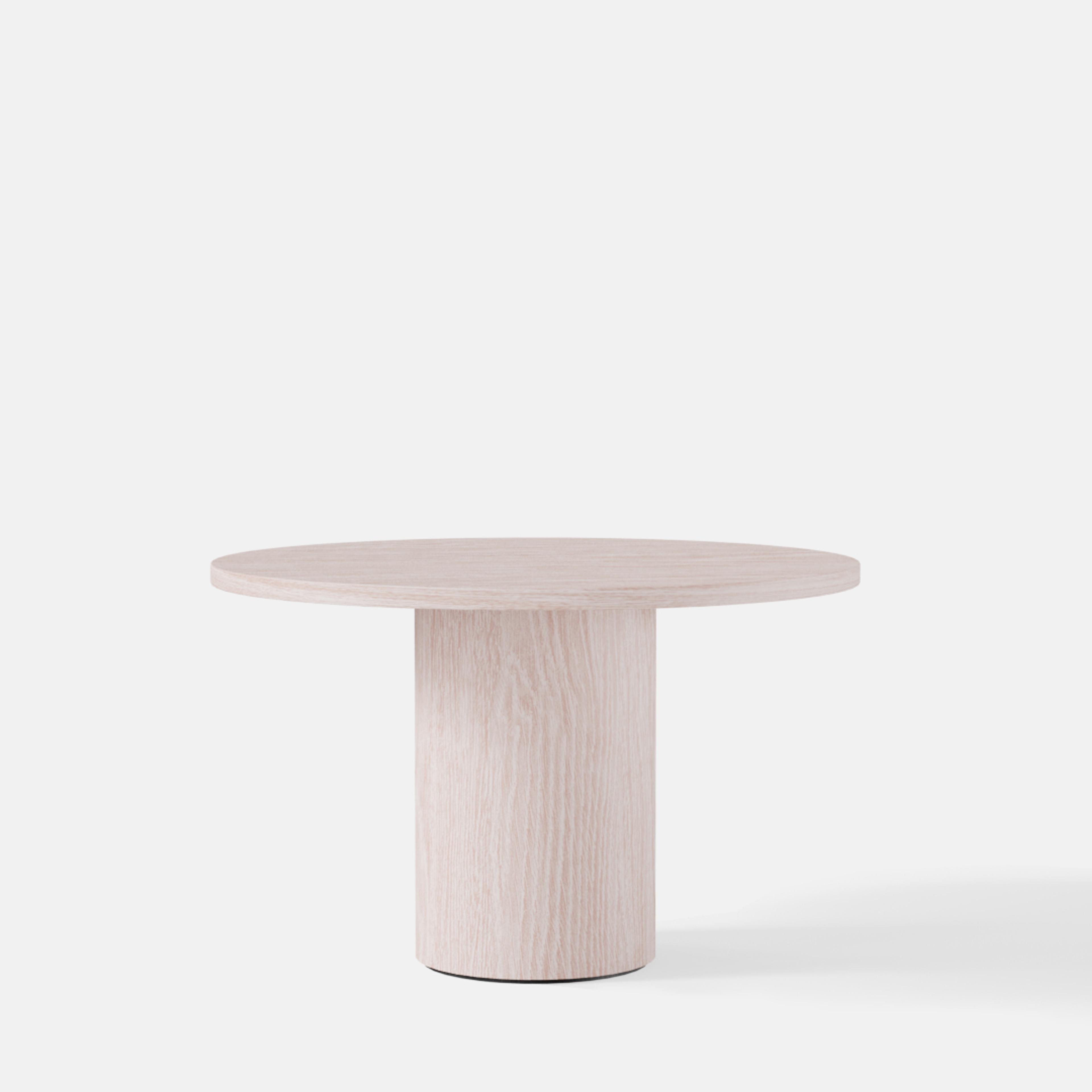 Round Gathering Table - Variation 12