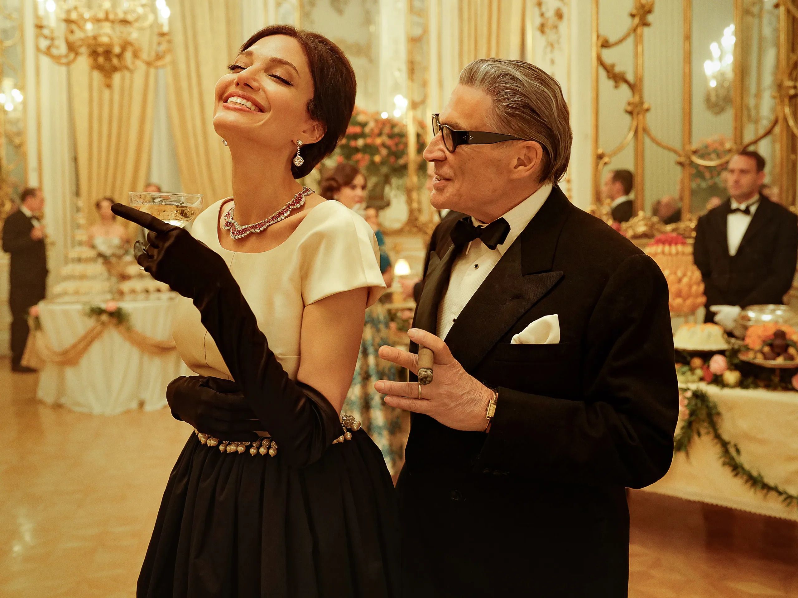 Kinótico Extra. 'María Callas' y la fusión de su voz y de su mirada con las de Angelina Jolie