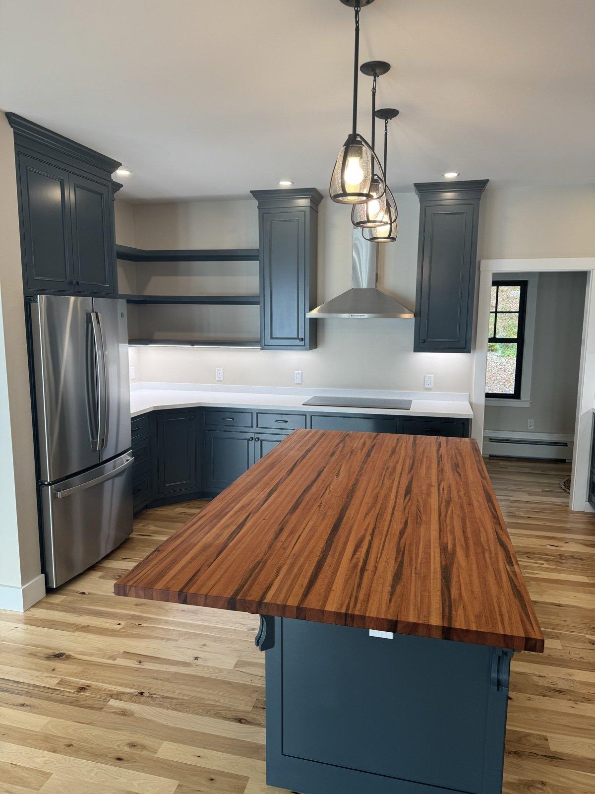 Fine Woodworking & Cabinetry