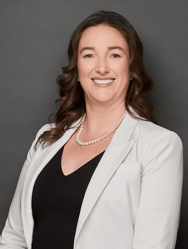 Emma Alves headshot