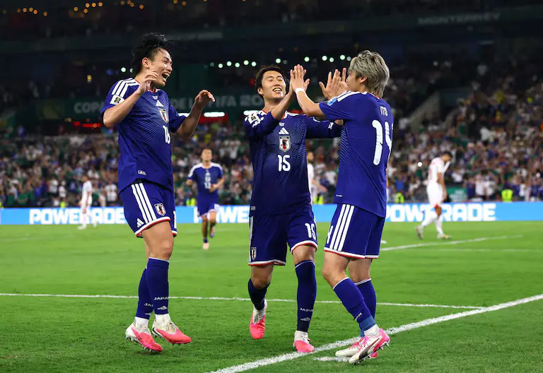 Japòn sigue haciendo historia y va por la heroìca