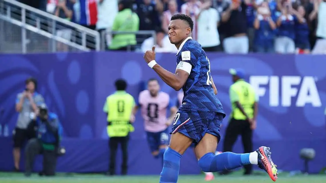 Paraguay se despidió con la frente en alto ante Francia con derrota 1 - 0