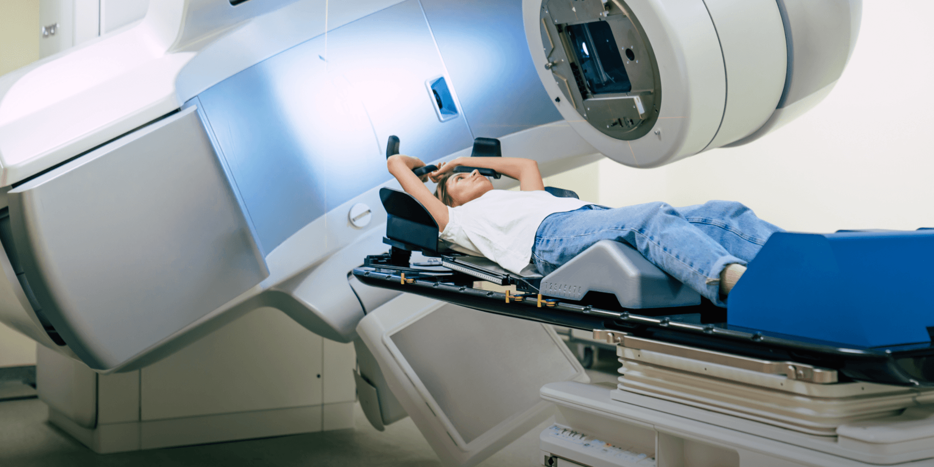 Objective monitoring of patient stress in breast cancer radiotherapy with EmbracePlus