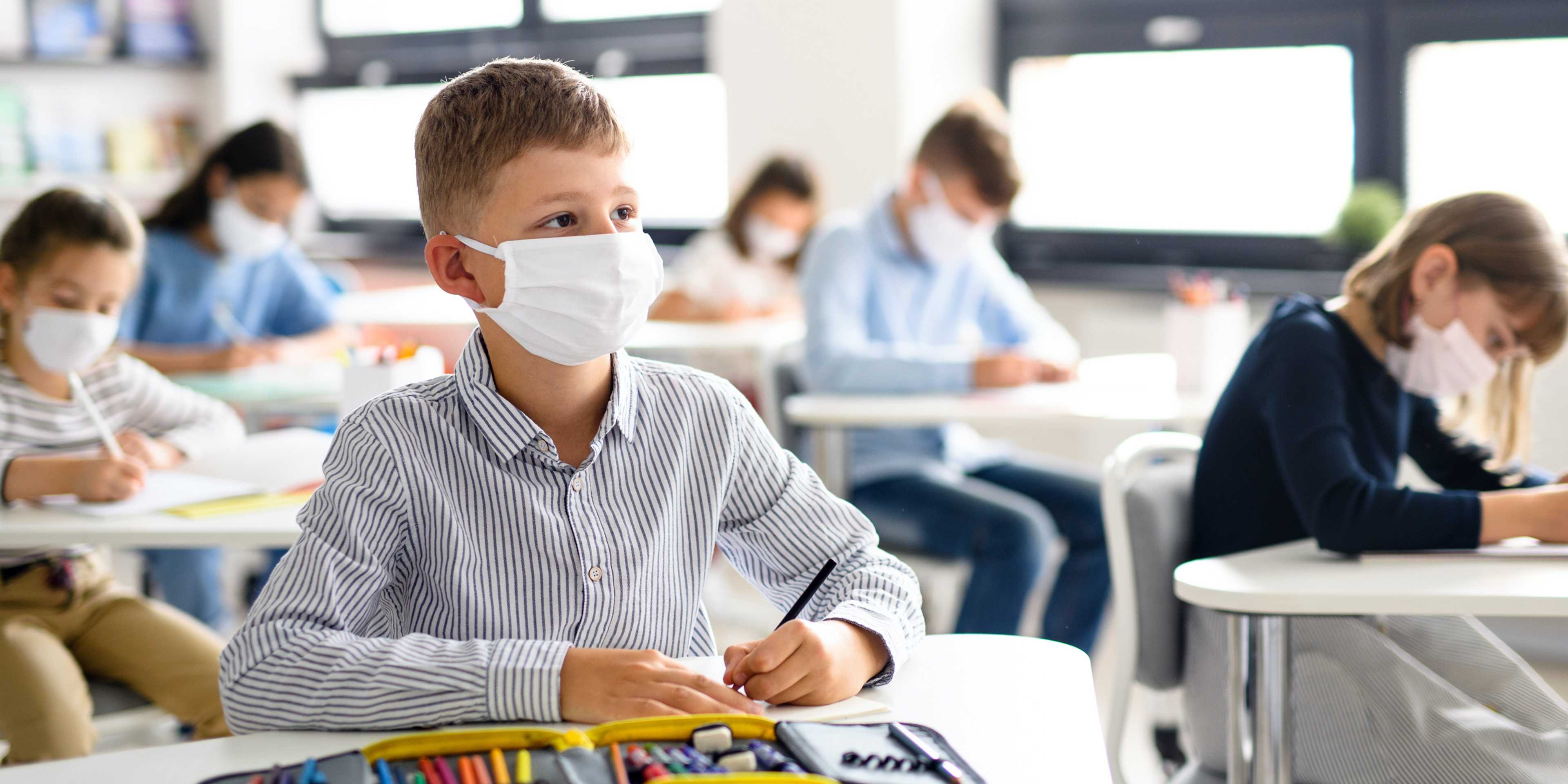back-to-school-with-wearables-during-covid-19-cover-image