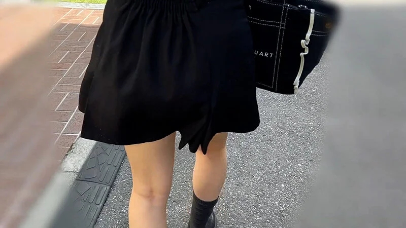 街角で声をかけてアナル観察させてもらう ネイリスト見習い ひなたちゃん