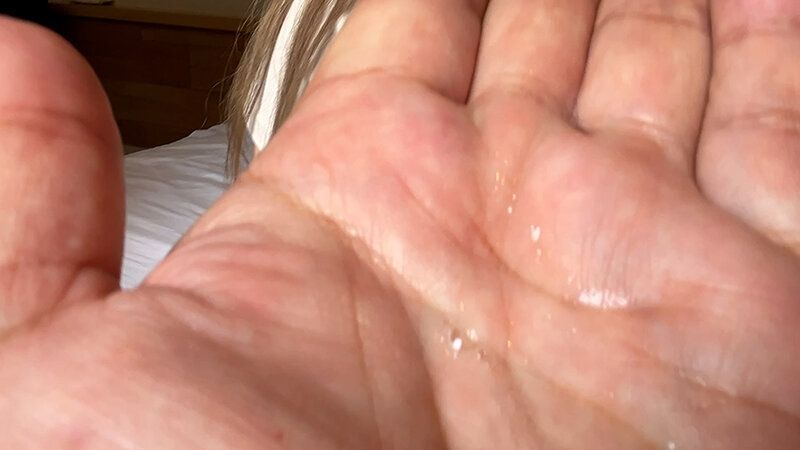 街角で声をかけて口内観察させてもらう ネイリスト見習い ひなたちゃん ギャラリー 15