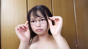 メガネ優等生は小生意気な炉利フェイス、脱いだらJ-cup鬼クビレの抜群ボディなムッツリスケベさん。 ギャラリー 2
