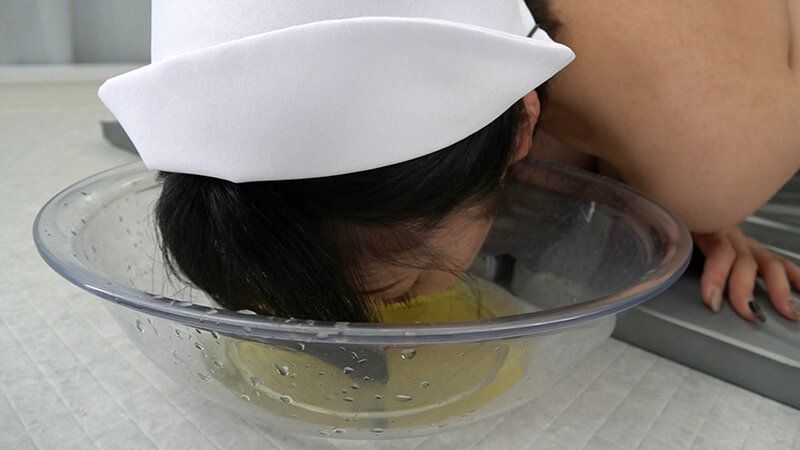 美少女監禁 追撃鬼イラマ＆飲尿性交 加賀美さら ギャラリー 2