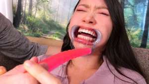 ～喉奥姦通～ イラマチオ 浜辺栞帆 ギャラリー 3