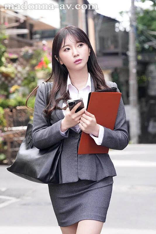 麗しきランジェリー、唾液と精液で汚れた酬いの人妻保険外交員 新妻ゆうか ギャラリー 1