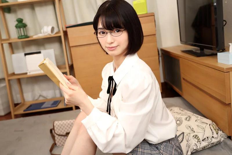 【VR】こんな見た目なのにチ●ポ大好き！！至高の美女メガネっ娘300分BEST ギャラリー 4