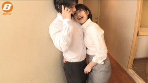 会社の飲み会で酔いつぶれた僕は、妻がいるのに部下の家に泊まってしまい… 普段は真面目で大人しい部下の誘惑に、僕は耐え切れずに何度も中出ししてしまった。 石原希望 ギャラリー 8