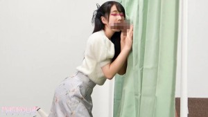 『恋人なし男女は「性器の味」だけで恋に落ちて初対面の相手とSEXしてしまうのか？』経験が少ない超かわミニマムJDが経験豊富な青年とマッチング♪顔は見えないけどデカチンにメロメロ…無計画なイキっぱなし中出し生ハメ♪【街角素人モニタリング♯あかり♯20歳♯大学生】 ギャラリー 3