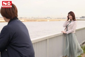 最愛の人と数年ぶりの再会…一緒に過ごせる僅か数時間は寝る間も惜しんでSEXがしたい。 河北彩花 ギャラリー 1