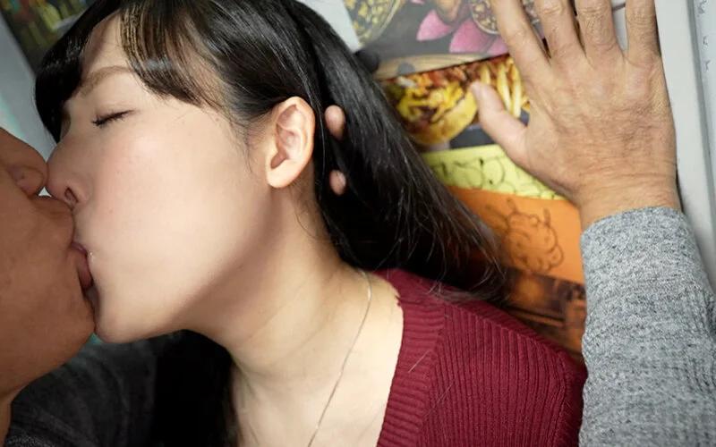 大復活！素人援交生中出し 小洒落たスイーツ系料理教室の美人先生は甘サド魔性 やべーオンナだった 強●睡眠ヤリ輪●からの～まさかの逆襲で男を骨抜き甘々中出し 横山夏希 ギャラリー 1