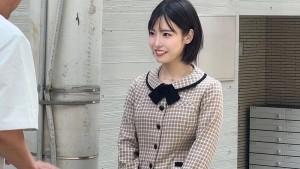 街で働くかわいい女の子をガチナンパ＆その場でガチ本番交渉！真面目そうに見える制服系お姉さん！なんか普通に仕事してます感出てますがエロオーラ全開のムンムンビームの方が溢れ出てますよ！ ギャラリー 1