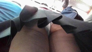 完全着衣内アングル！先端が自在に動くファイバースコープで敏感な乳首を責められ恥ずかしがりながらも感じてしまうセーラー服ちっぱい美少女 川上しずく ギャラリー 3