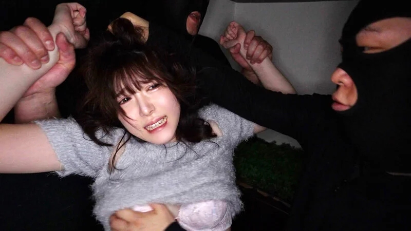 一人暮らしの女子大生を狙う鬼畜レ●プ集団自宅押込み中出し強●性交 被害者A.Mちゃん