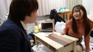 地元を離れて就職した会社は超ブラック！メンブレ寸前の限界社畜の家に来たのは年上の幼馴染「昔みたいにいっぱい甘えていいんだよ」励まし甘やかしご褒美中出しSEX 一条みお ギャラリー 1