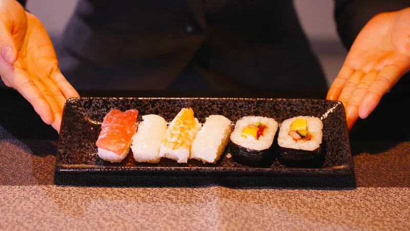 咀嚼口内くちゃとろフェラ 三池小春