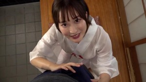 【人気】隣の奥さんは巨乳で美尻で童顔で床上手 水谷心音 フェラ抜き中出し編 ギャラリー 1