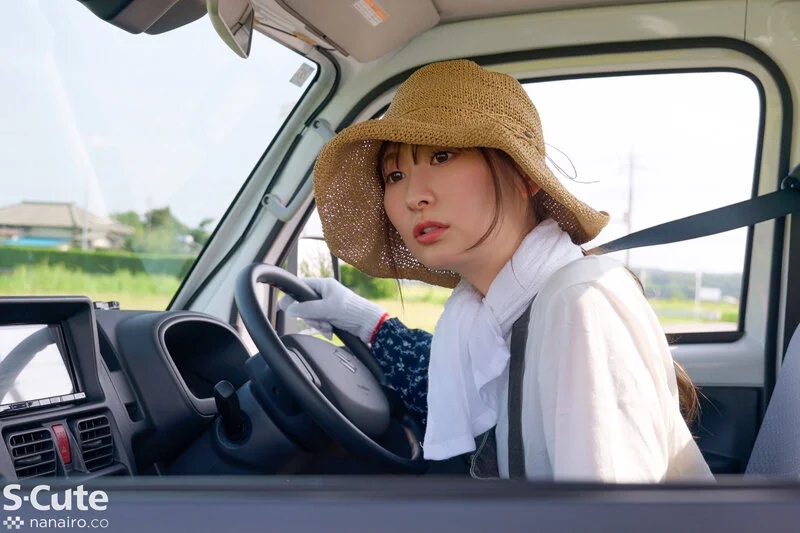 傷心旅行で出会った女の子が可愛すぎてエッチすぎる 末広純