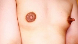 【マニア垂涎】丸の内OLとして働くお上品なお姉さんの正体はニョキニョキ長い乳頭が卑猥なド淫乱ニューハーフさんでした。 ギャラリー 2