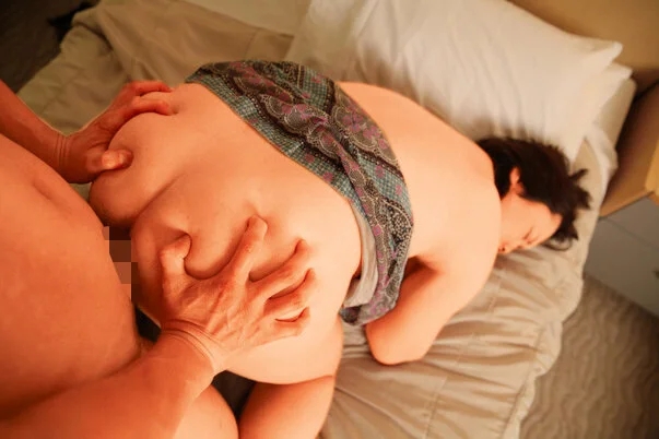 だらしないカラダこそ極上！！熟乳妻たちの恵体12人4時間