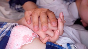 女子校生孕ませ民宿 鬼畜宿の媚薬罠に堕ち、精子が逆流するまで種付け中出しされ続けた女子旅 二葉エマ 由良かな ギャラリー 20