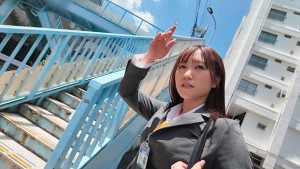 ピタパンOLアナルを即クンニ！内見中の肛門クンニが忘れられないデカ尻不動産レディが新居に押しかけて来たので、むれ匂うパンツスーツ尻穴を舐めほじって中出ししてあげた わか菜ほの ギャラリー 1