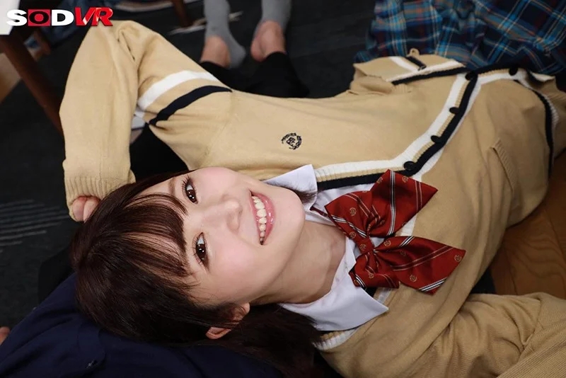 【VR】恥ずかしがり屋な彼女と二人っきりのいちゃラブ野球拳