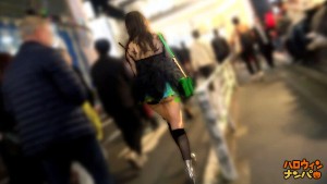 【ハロウィン2025 プリ尻パリピギャル】光るヒップで渋谷を制圧！蛍のように舞うスレンダー美女降臨！！止まらないテンションでデカチン食べ比べダブルフェラ！中出し＆顔射でHappy Halloween♪【ハロウィンナンパ】【なつみ】 夏海 ギャラリー 1