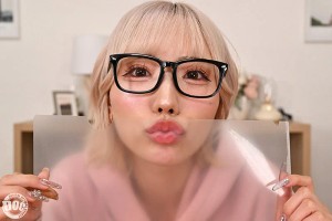 【VR】「寒いしダルくて出れない」無気力ギャルとコタツ王様ゲームで密着汗だくSEX 春陽モカ ギャラリー 6