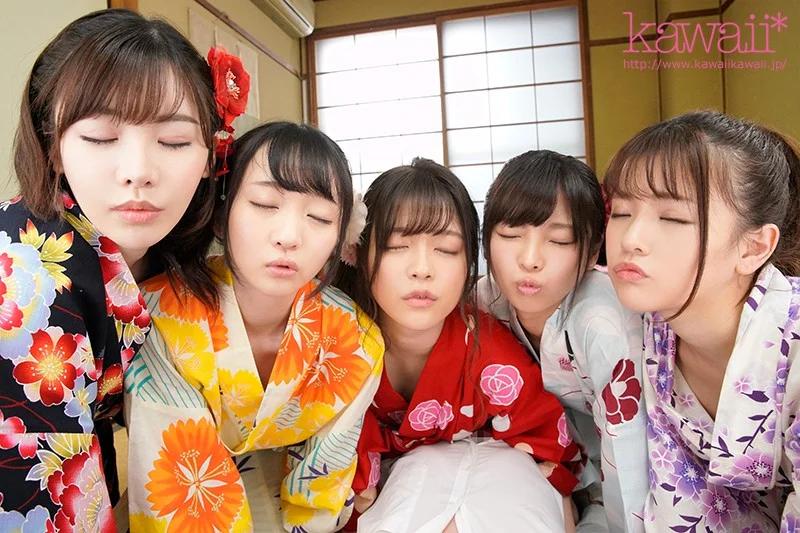 【VR】共学初年度 元女子校に入学した男子は僕ひとり！？先輩お姉さん達の部活勧誘がエロすぎて毎日金玉カラッカラ！邪魔者一切なし！1対9のハーレム学園天国！！ ギャラリー 6